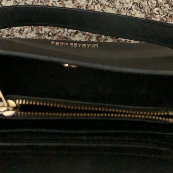 Handbag - Picture 6 of 6